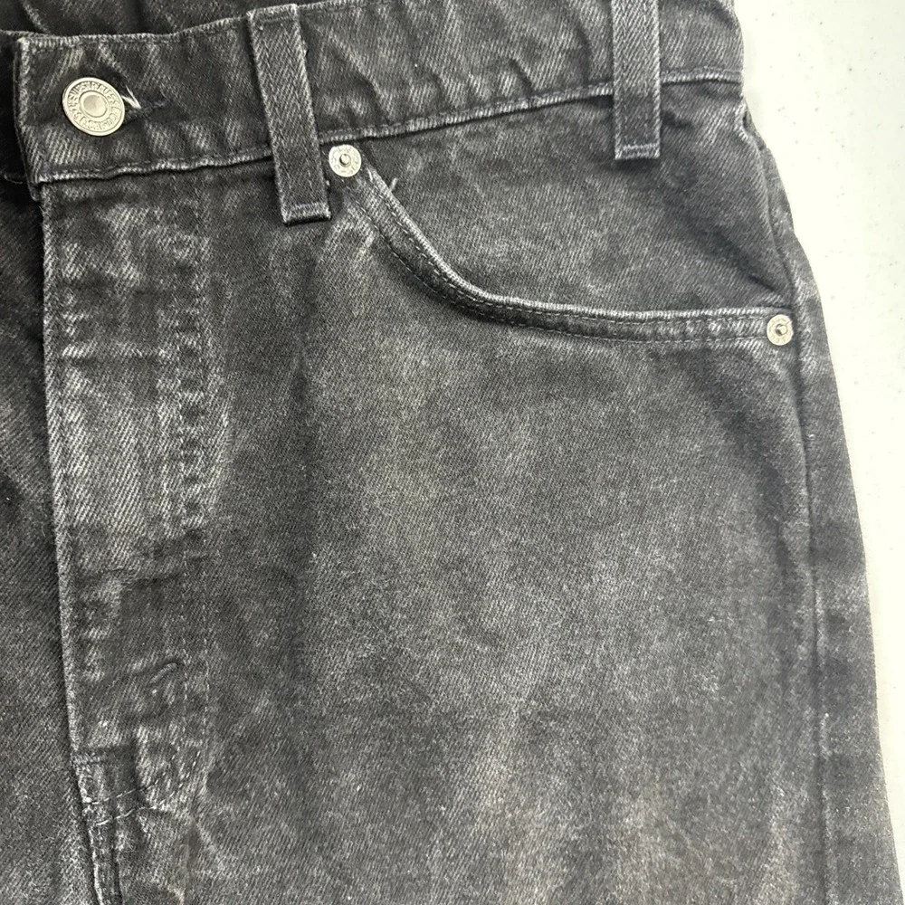 Vintage Levis 550 Relaxed Fit Denim Shorts Mens 34 Black Orange Tab USA Skater